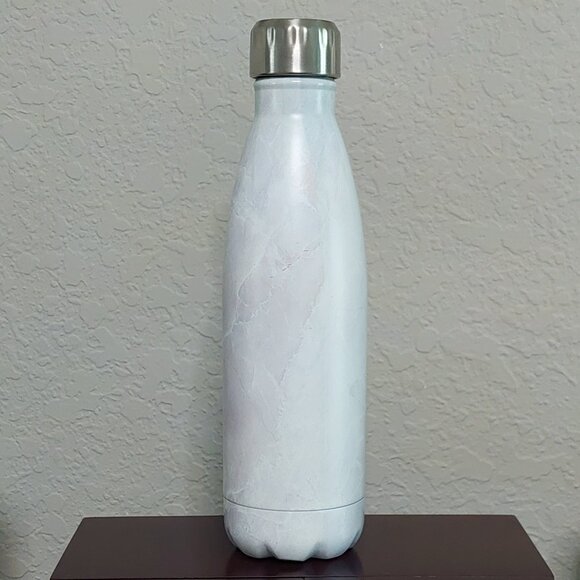 MANNA White Vogue 17 oz Stainless Steel Water Bottle - Picture 2 of 12